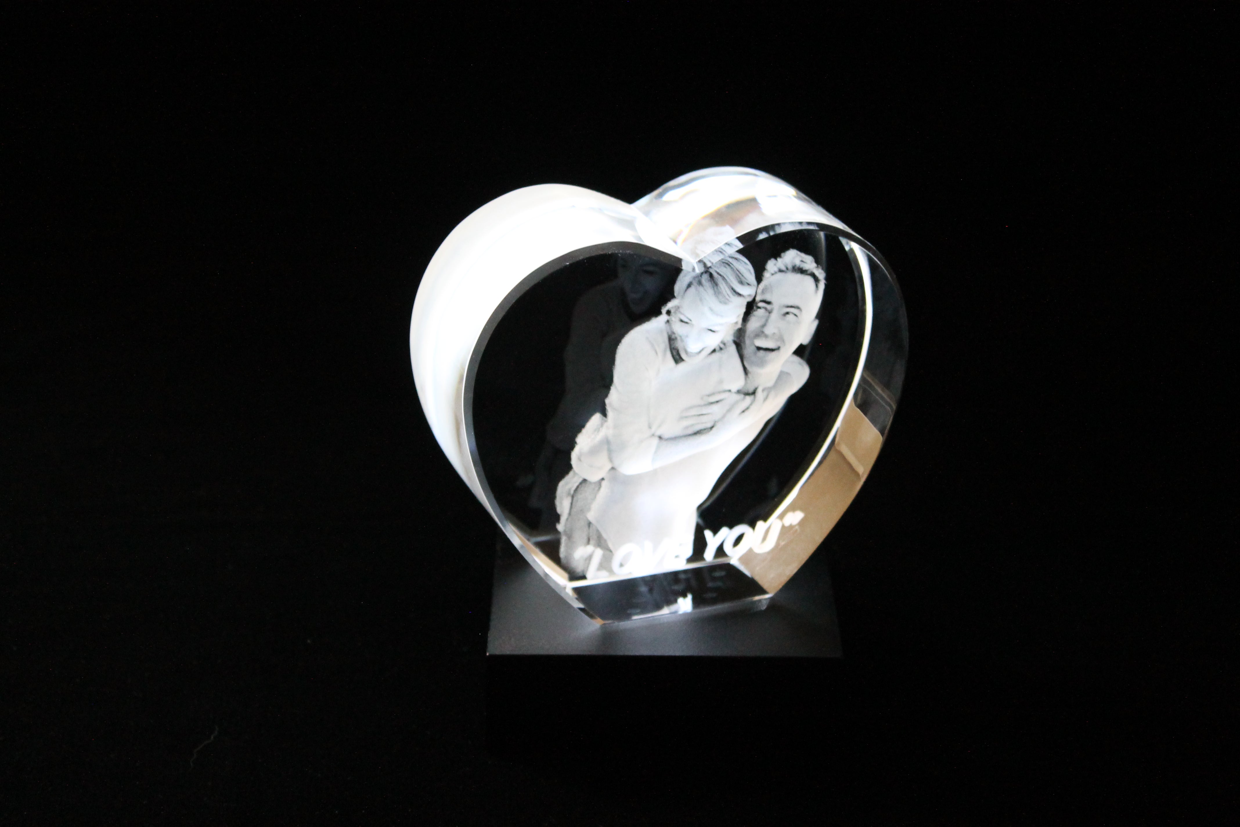 3d crystal prstige shape couple